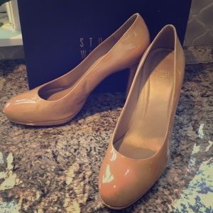 Stuart Weitzman nude patent leather heels size 12